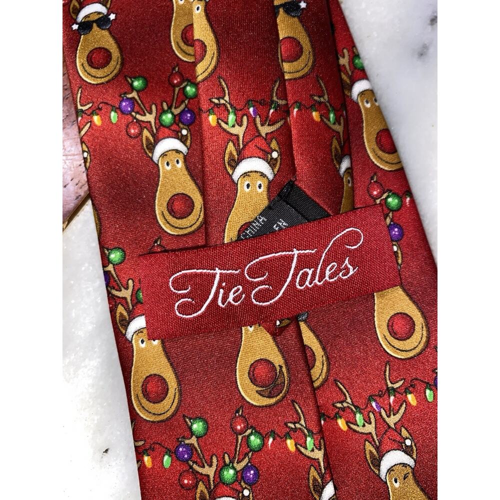 Tie Tales Mens Tie Christmas Reindeer & Lights.  Pre-tied W/zipper.  Adjustable.